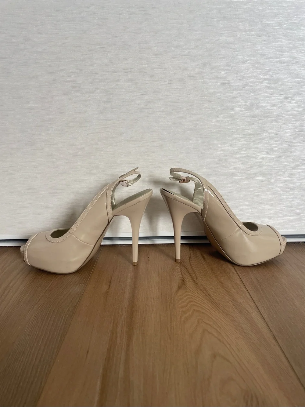 GUESS Beige Nude Peep-Toe Platform Slingback Heels